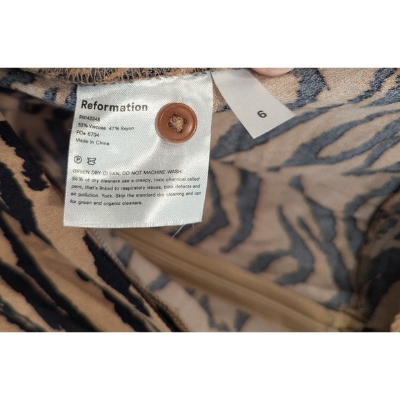 Reformation Maurita Tiger Print Wrap Dress Size 6 - Picture 7 of 10